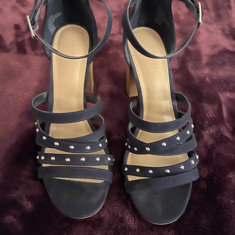 LC Lauren Conrad Navy Heel